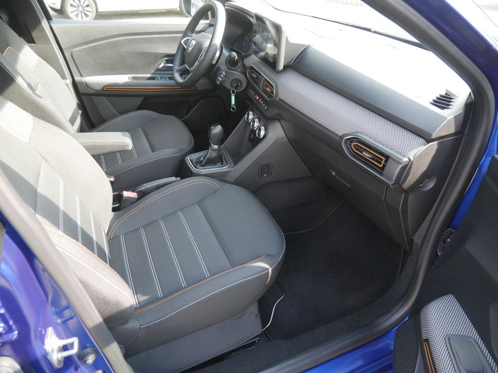 Fahrzeugabbildung Dacia Sandero Stepway Comfort TCe 90 SHZ NAVI AHK LED