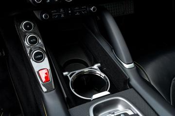 صورة مصغرة 45 لـ 2017 Ferrari GTC4LUSSO