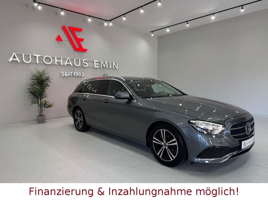 Image of Mercedes-Benz E 220