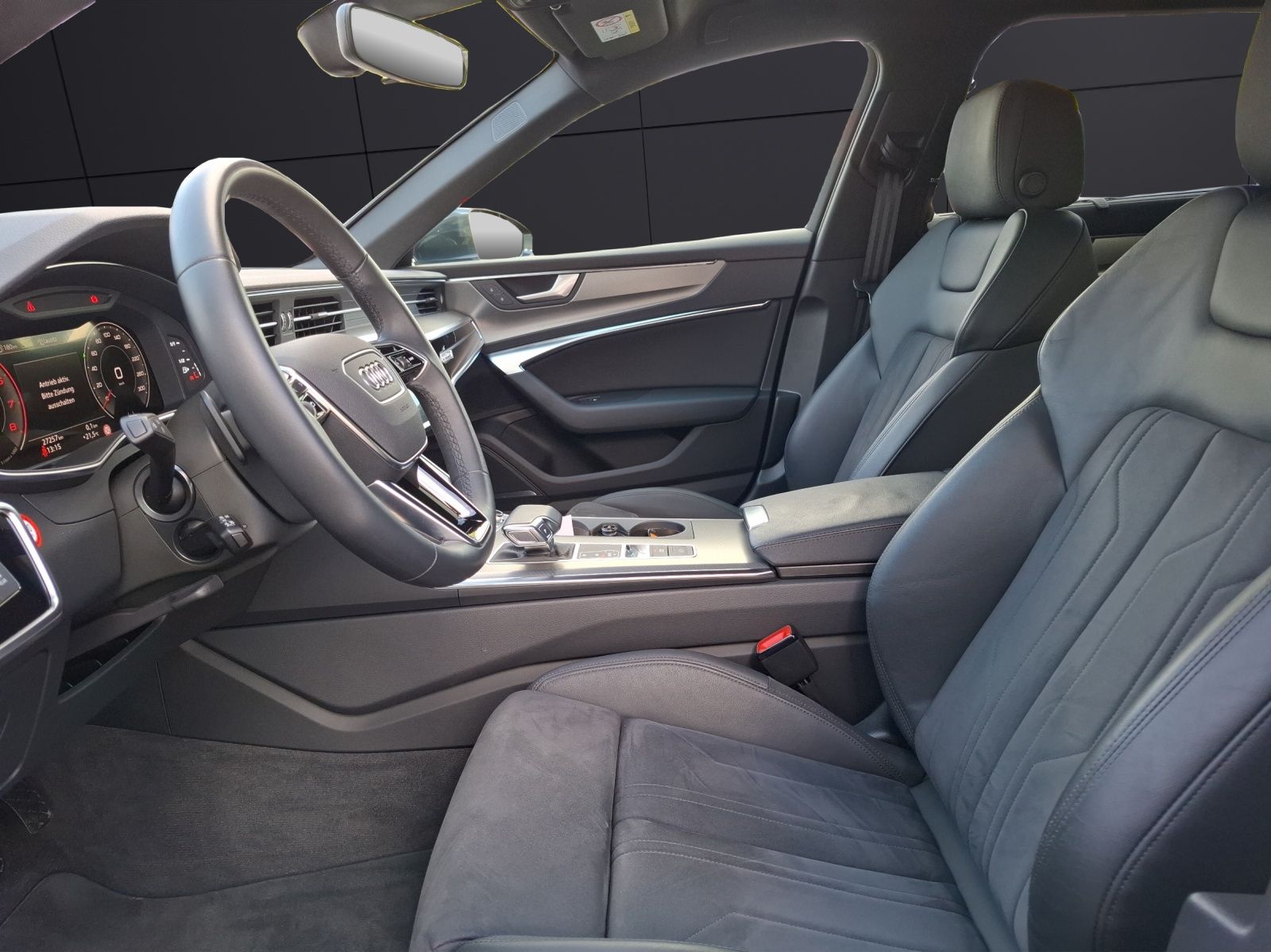 Fahrzeugabbildung Audi A6 Avant 55 TFSI sport quattro STH Matrix Luft A