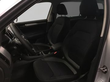Skoda Kodiaq 2.0 TDI DSG 4x4 Tour *AHK*STHZ* NAVI ALU