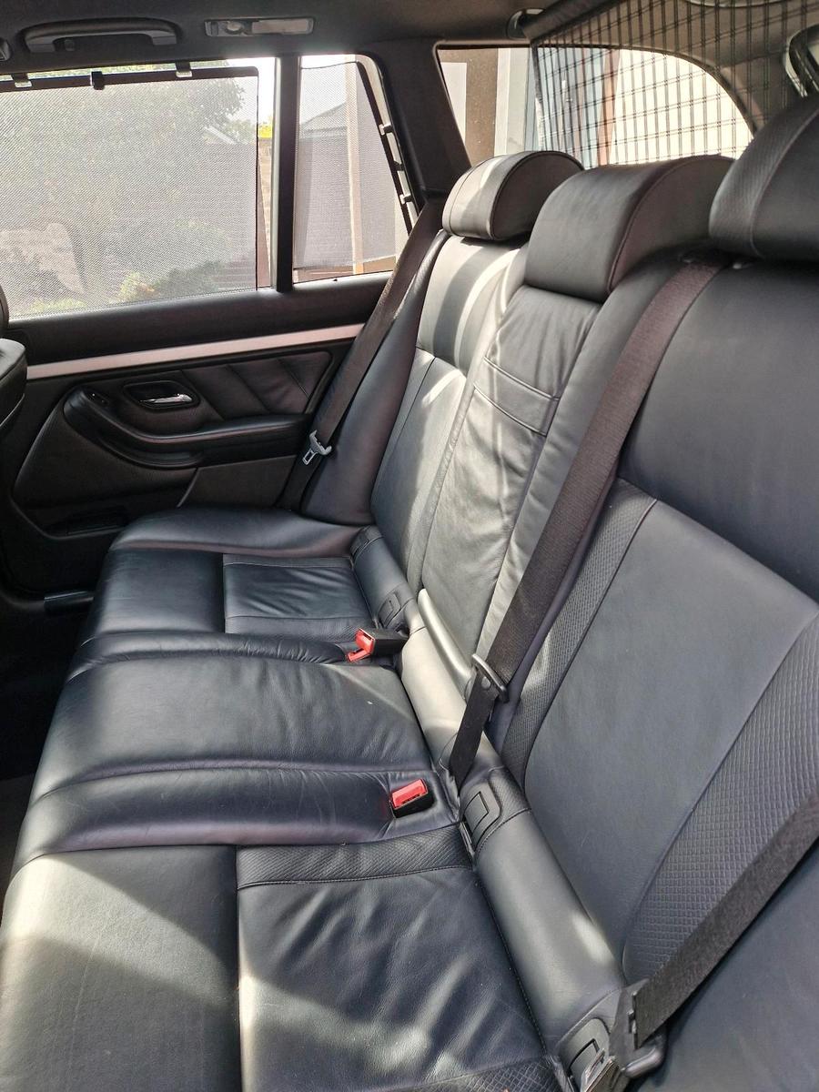 BMW 520 2004 — engine 170 HP (125kW)