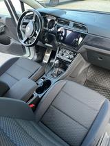 Volkswagen Touran 1.5 TSI DSG R-Line  - VW Touran Gebrauchtwagen in Bonn