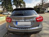 Mercedes-Benz GLA 200 Sport mit Panoramadach (8-fach bereift) - Mercedes-Benz GLA-Class: bis 15000 Euro