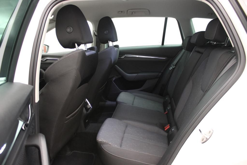 Skoda Octavia Combi Style 2.0 TDI AHK*Tempo*NAV*PDC*SH