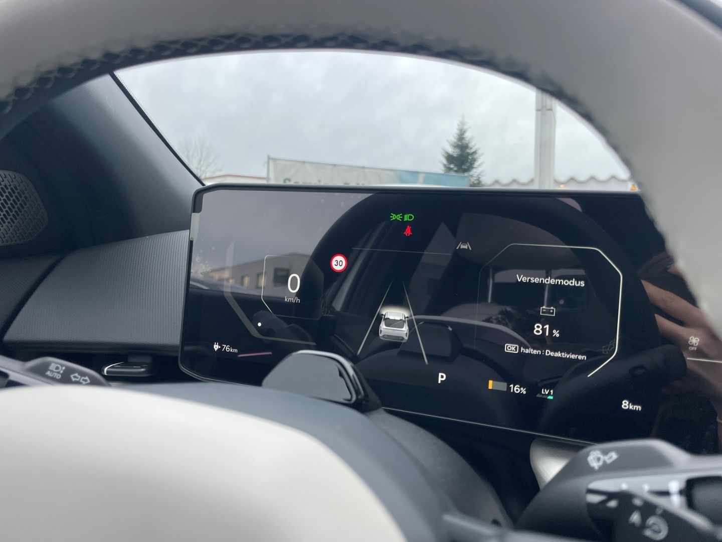 Fahrzeugabbildung Kia EV4 Fastback Kamera Schiebedach Sitzbelüftung