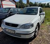 Opel Astra 1.6 Edition 100 Edition 100 - Opel Astra aus 1999: 1.6