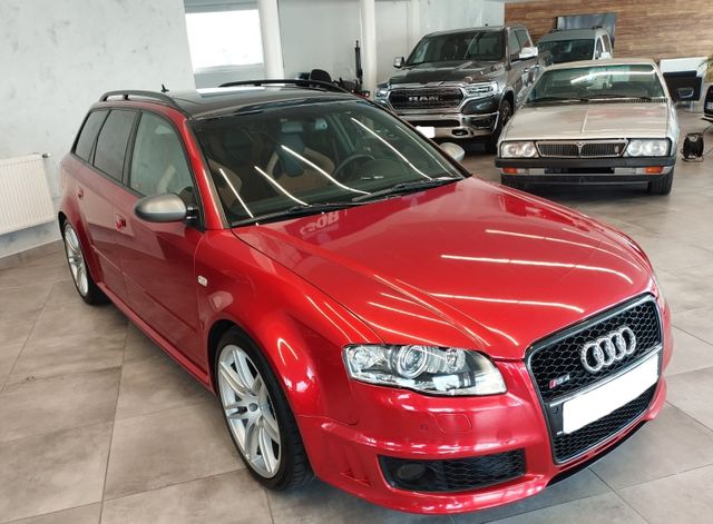 Audi RS4 4.2 quattro Avant SCHALEN MOTOR ÜBERHOLT