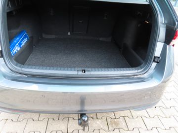 Fotografie 12 des Skoda Octavia Combi 1.5 TSI mHEV 110 kW Selection 5J.G