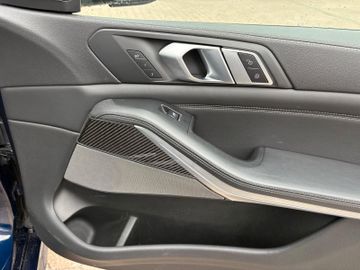 BMW X5 M50 i Leder*Pano*AHK*Navi*360Grad*