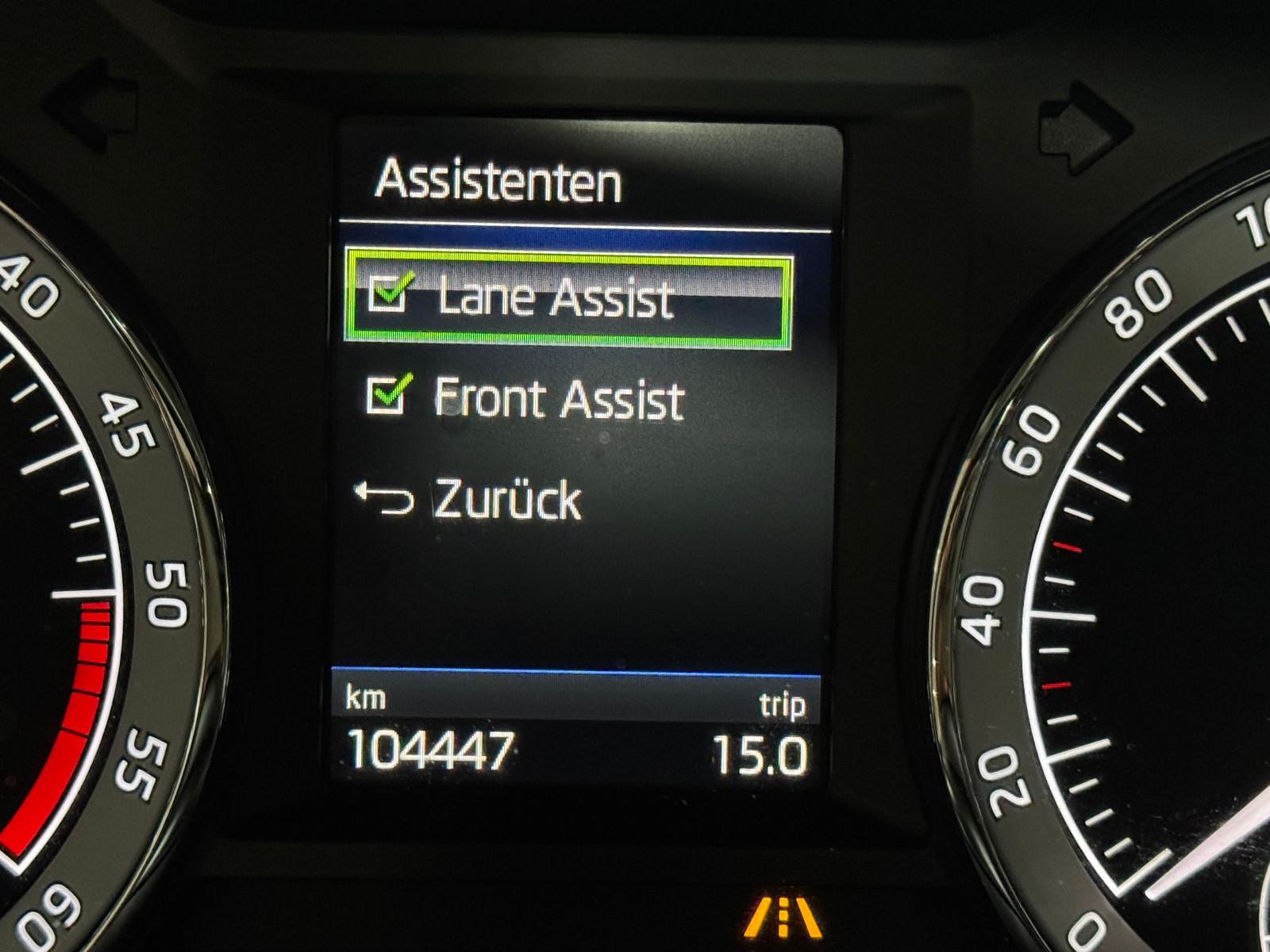 Skoda Octavia STYLE 4X4 PANO NEUER MOTOR / MEGA VOLL