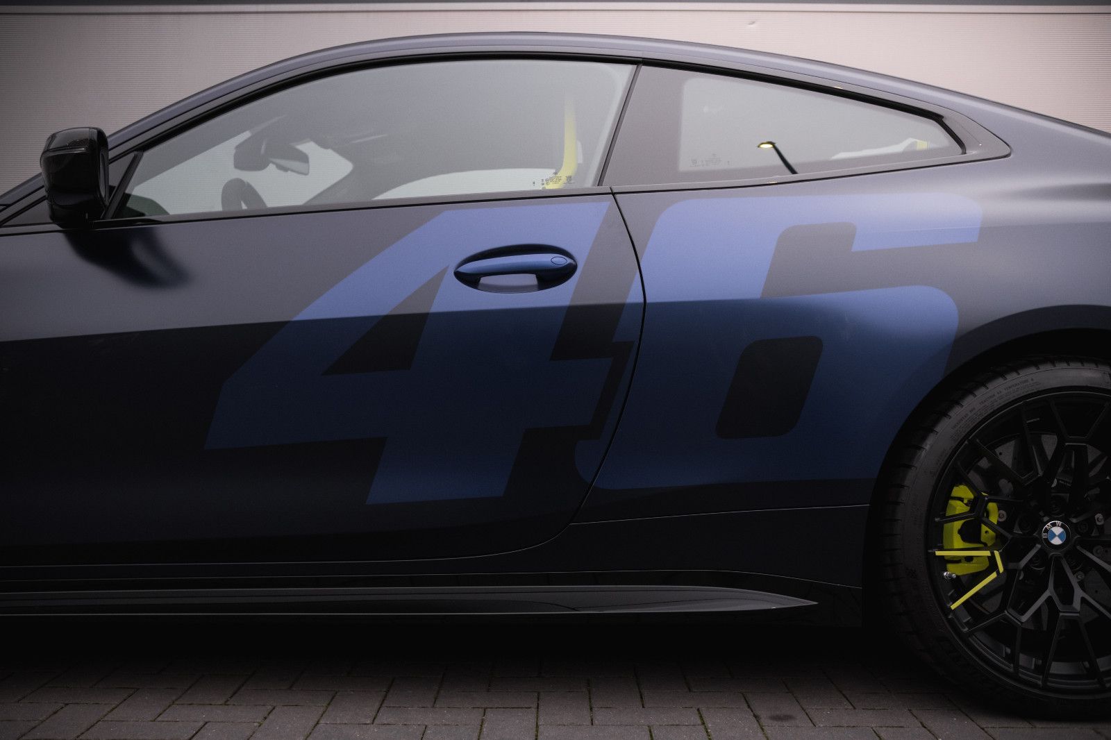 Fahrzeugabbildung BMW M4 Coupe CS "VR 46" - Sonderleder-Keramikbremse