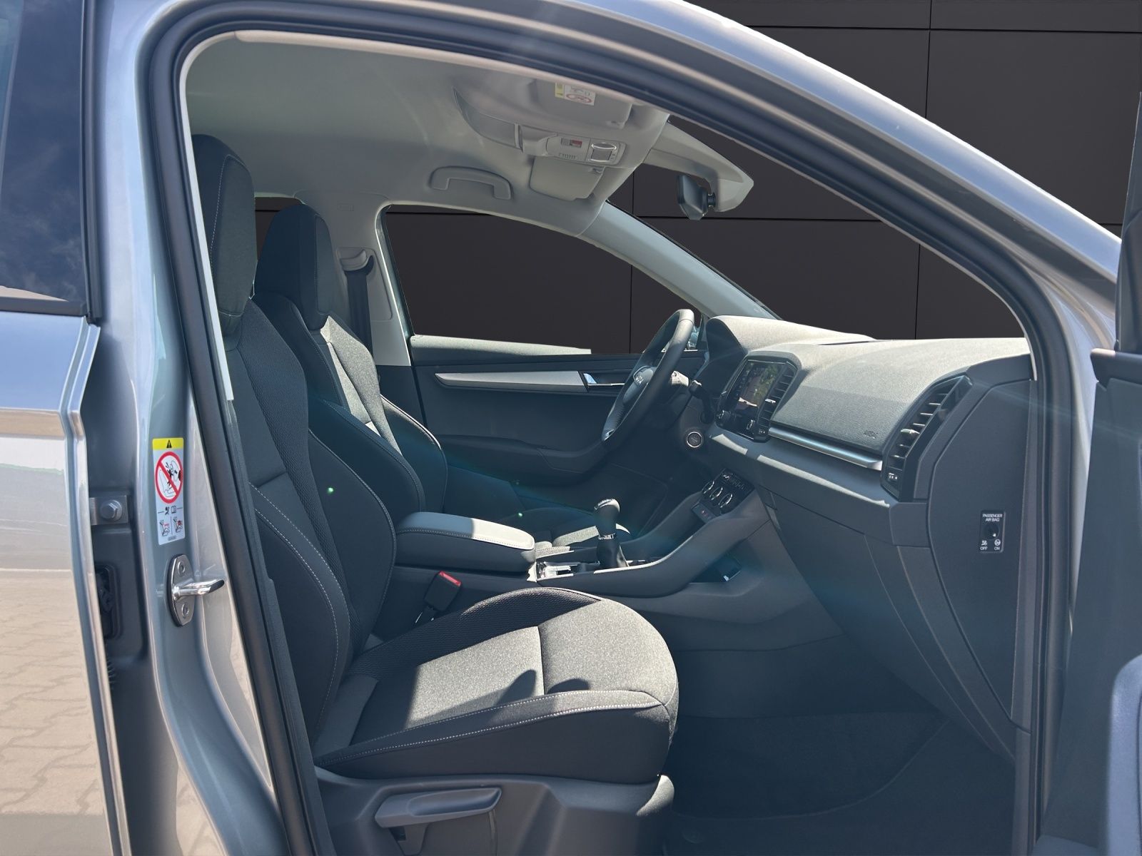 Fahrzeugabbildung SKODA Karoq 1.5 TSI Balance 3J ASG ACC MATRIX AHK RFK