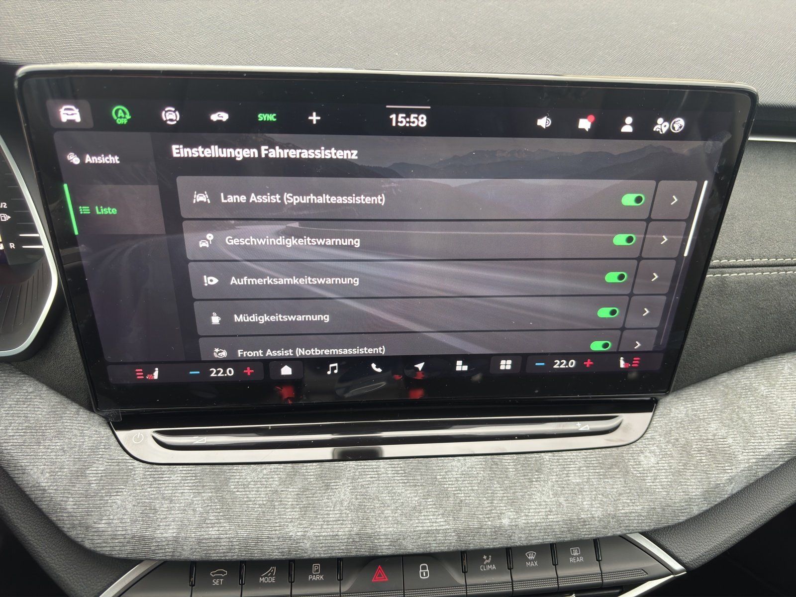 Fahrzeugabbildung SKODA Octavia Combi Selection 1,5 TSI mHEV 110 kW DSG