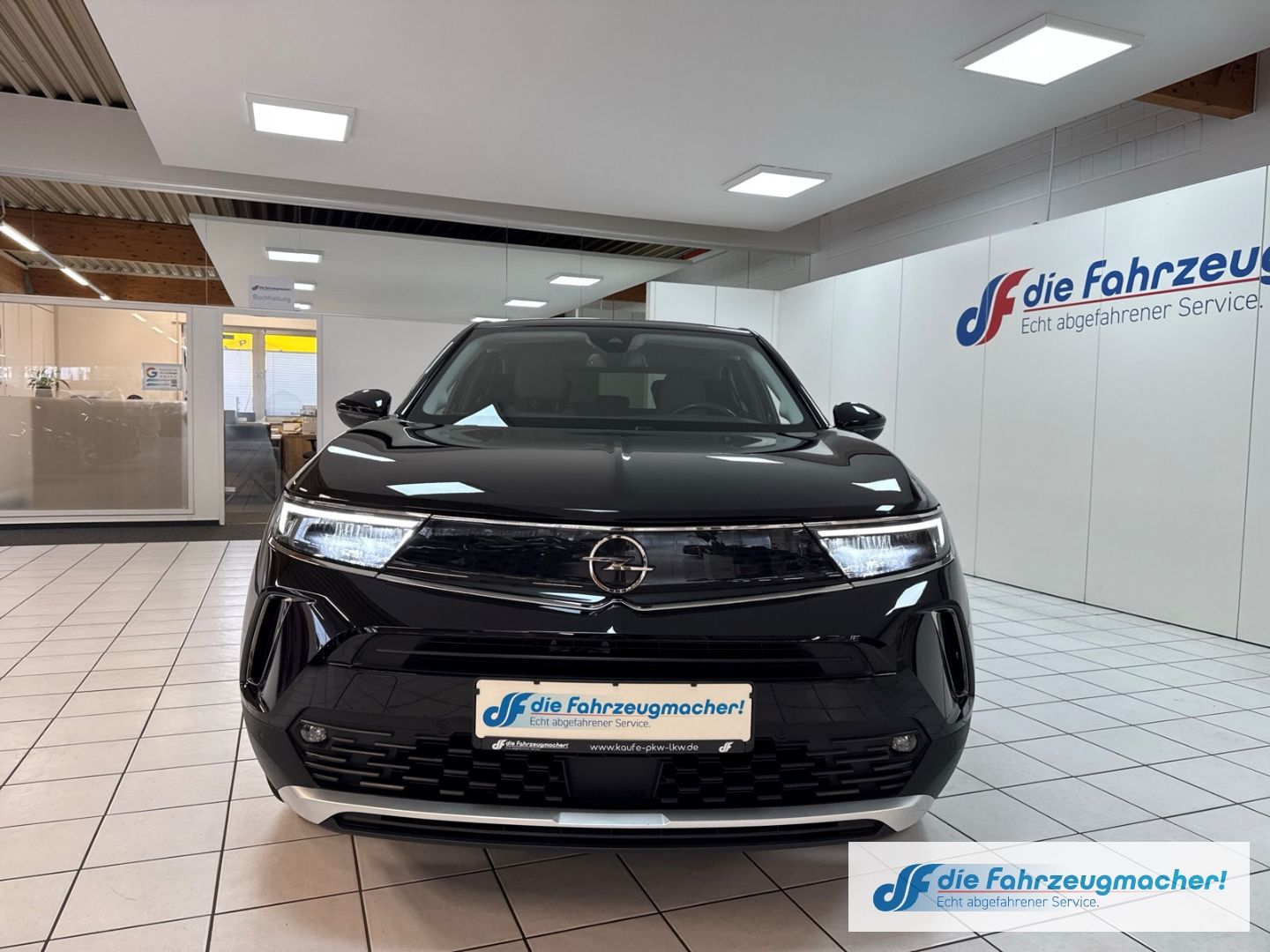 Fahrzeugabbildung Opel Mokka e Elegance Navi Digitales Cockpit LED ACC