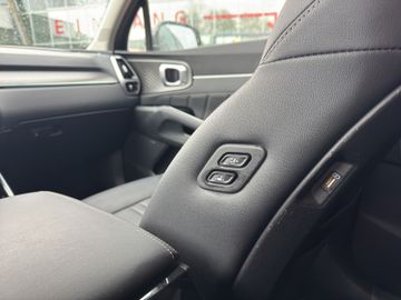 Kia Sorento Spirit 2.2 CRDi NAVI BOSE LED 360KAMERA