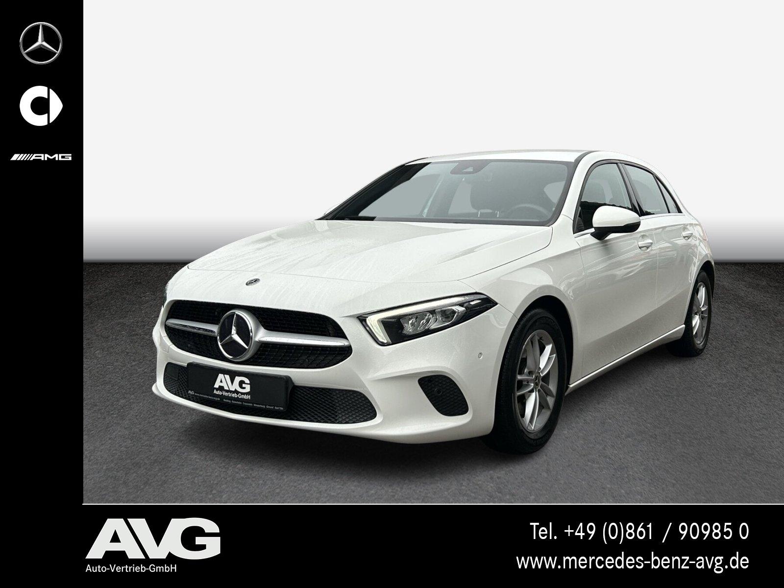 Mercedes-Benz A 200 Style LED Navi SHZ Klima PDC Tempomat