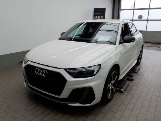 Audi A1 Sportback 30 TFSI S line S tronic B&O LED