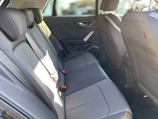 Q2 35 TFSI ADVANCED LED+AHK+KAMERA+MMI NAVI+VCP+