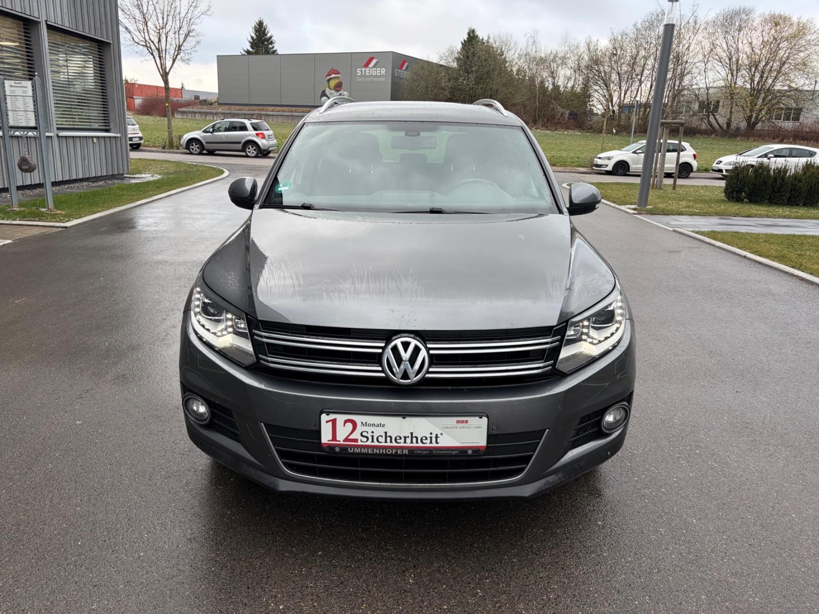 Volkswagen Tiguan Lounge Sport & Style BMT 4Motion*AHK!