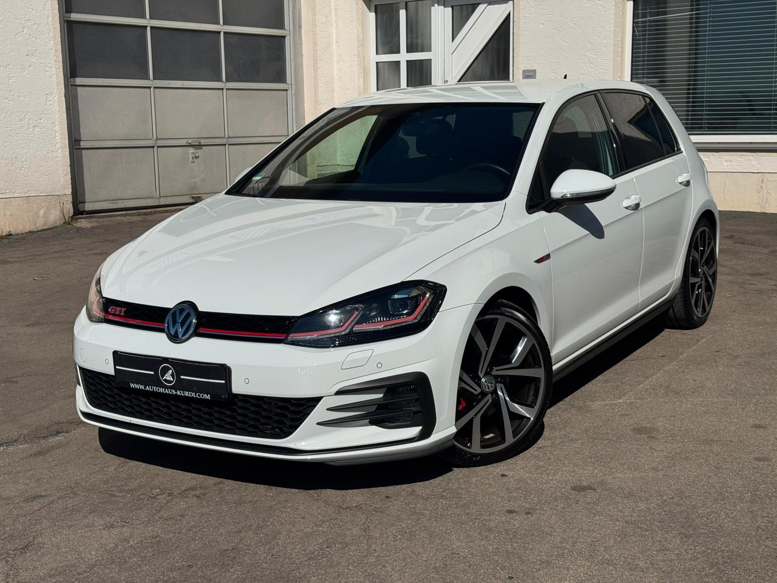 Volkswagen Golf VII GTI 6Gang ACC DIGITALTACHO LED AMBIENTE