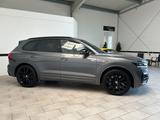 Volkswagen Touareg 4.0 V8 TDI R-Line Black Leder*LED*Standh - Volkswagen Touareg: R