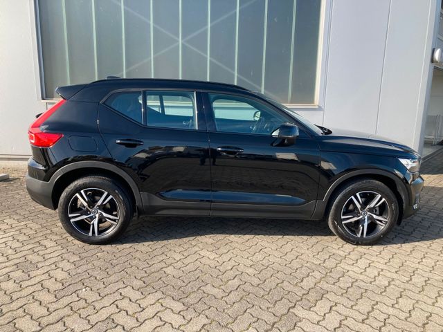 XC 40 D3 R Design 2WD