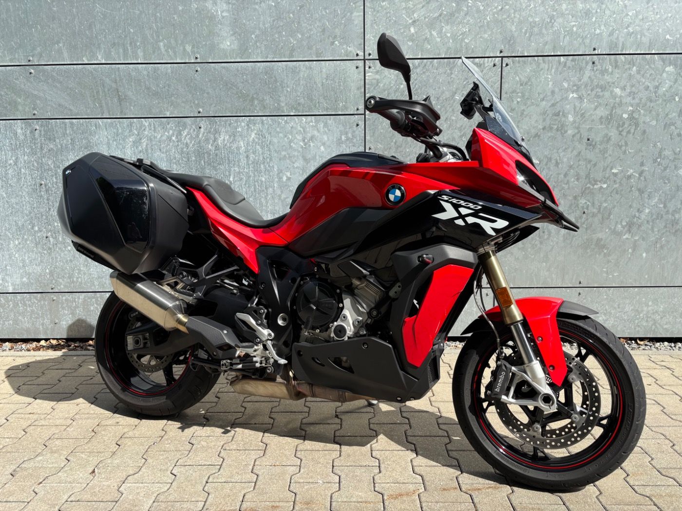 Fahrzeugabbildung BMW S 1000 XR Touren- und Dynamik Paket Seitenkoffer