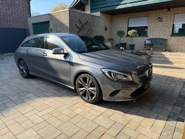 MERCEDES-BENZ CLA 200 Shooting Brake CLA 200 d DCT Shootin...