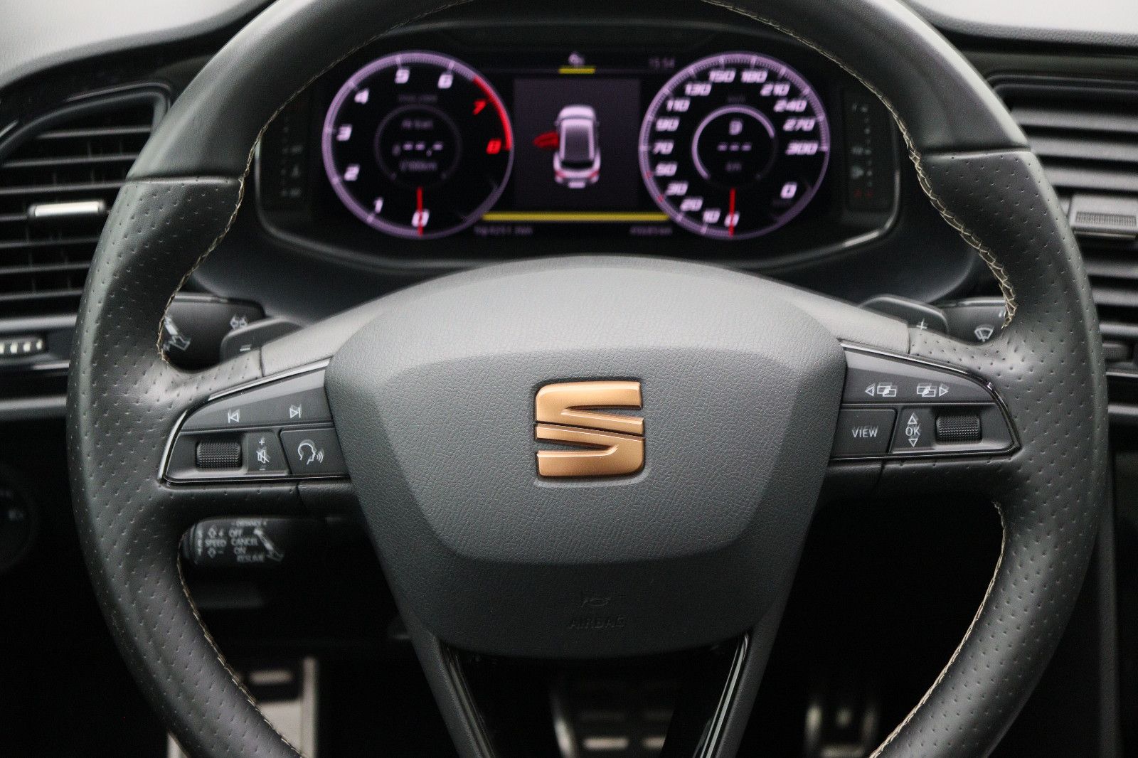 Fahrzeugabbildung SEAT Cupra ACC Sound Panorama NaviDAB