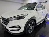 Hyundai Tucson 25 Jahre 4WD 1HND PANO LEDER SPUR KEY CAM - Hyundai TUCSON Gebrauchtwagen in Duisburg