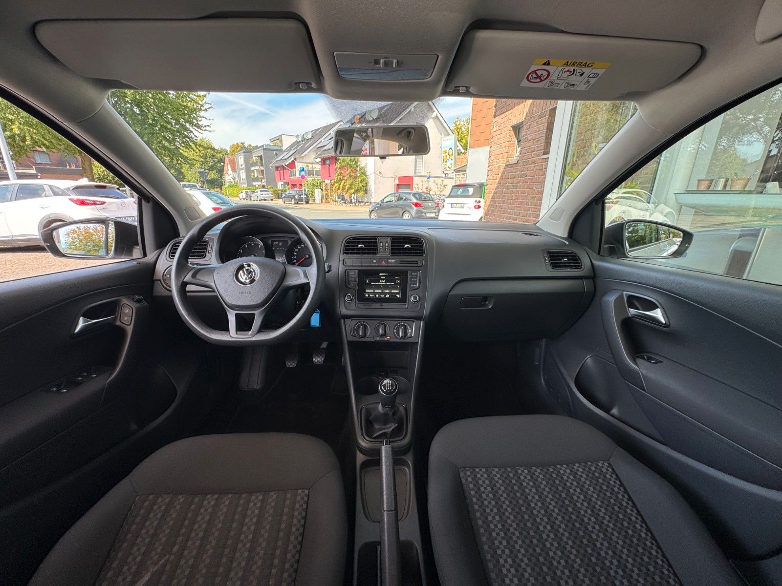 Fahrzeugabbildung Volkswagen Polo V Trendline Klima/Allwetter/erst 54 Tkm