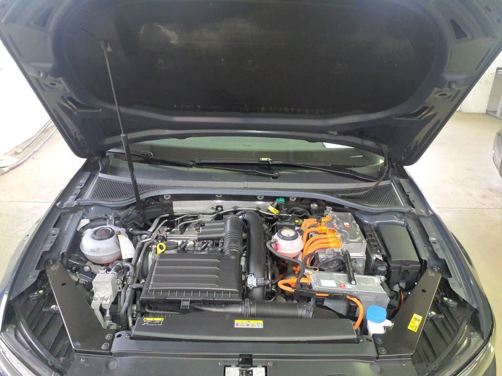 Volkswagen Passat Variant Passat GTE Variant 1.4 TSI eHybrid 160kW AHK*PDC