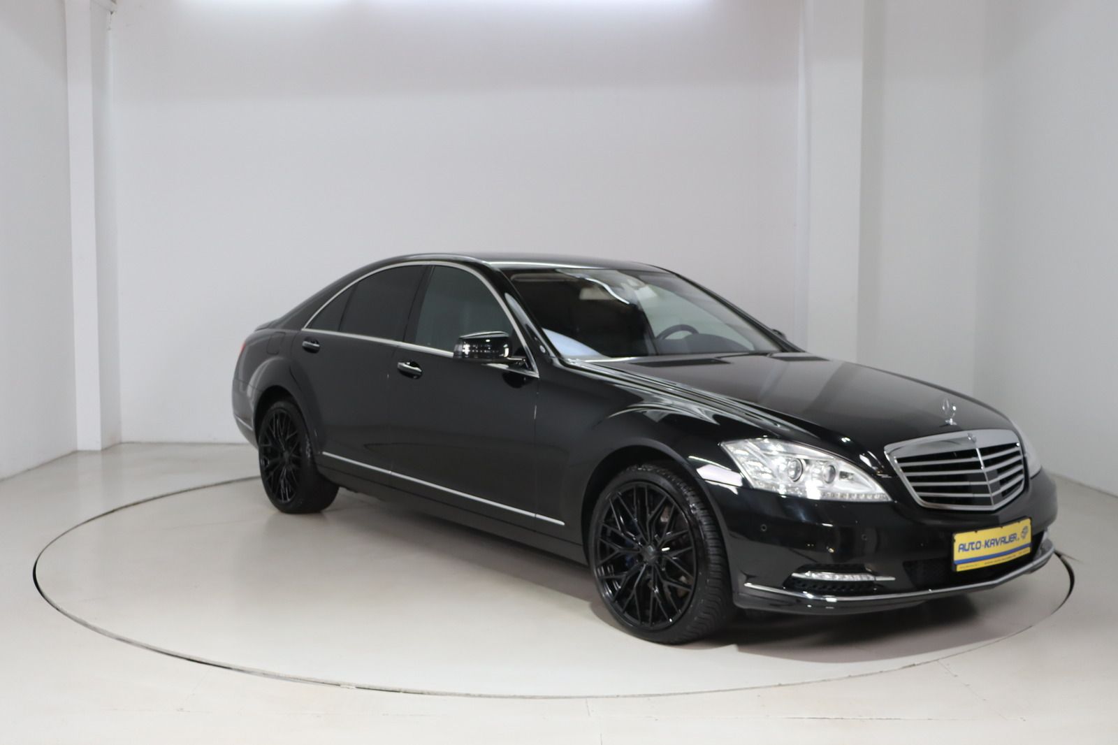 Fahrzeugabbildung Mercedes-Benz S 350 BlueTEC 4MATIC  * DIS * Nachtsicht * AHK