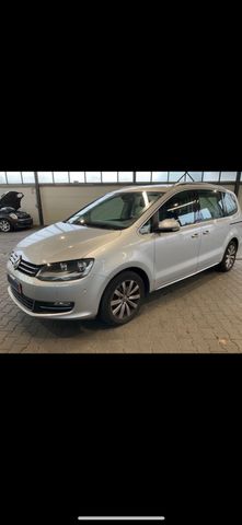 Volkswagen Sharan Highline 2,0TDI 170PS,7Sitzer ,2HD, DSG