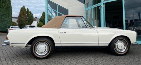 Mercedes-Benz 230SL Pagode 113 in gutem Zustand