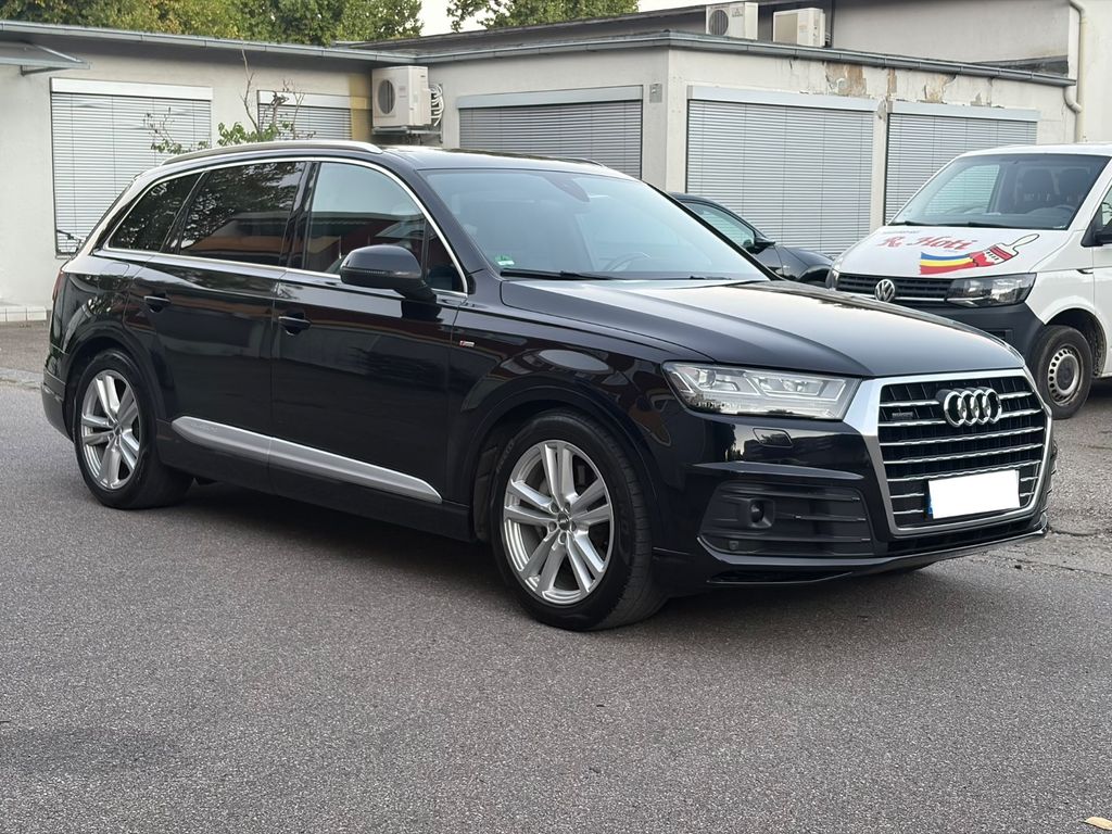 Image of Audi Q7
