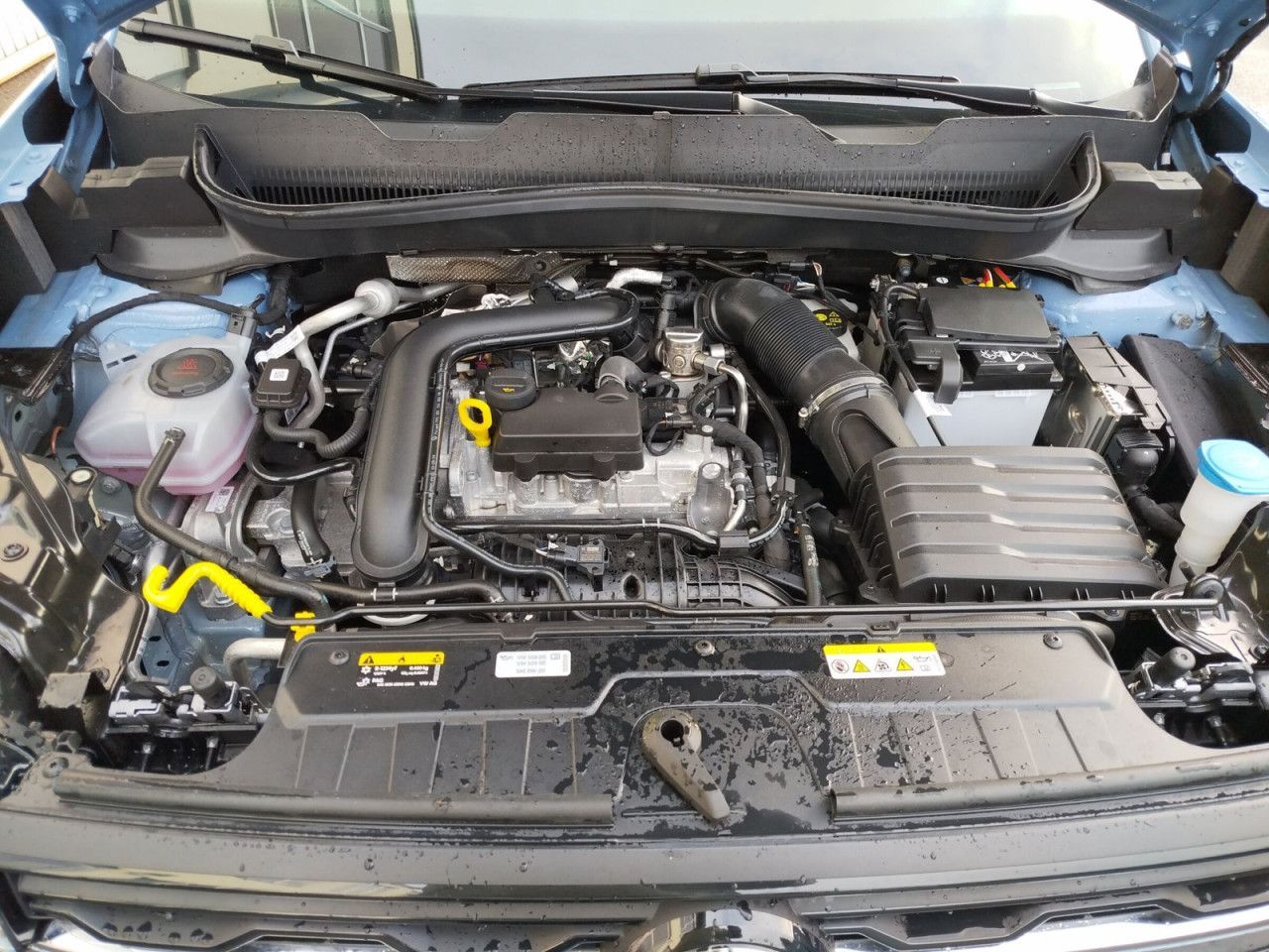 Fahrzeugabbildung Volkswagen T-Cross Life 1.0 B 085 TSIM6F