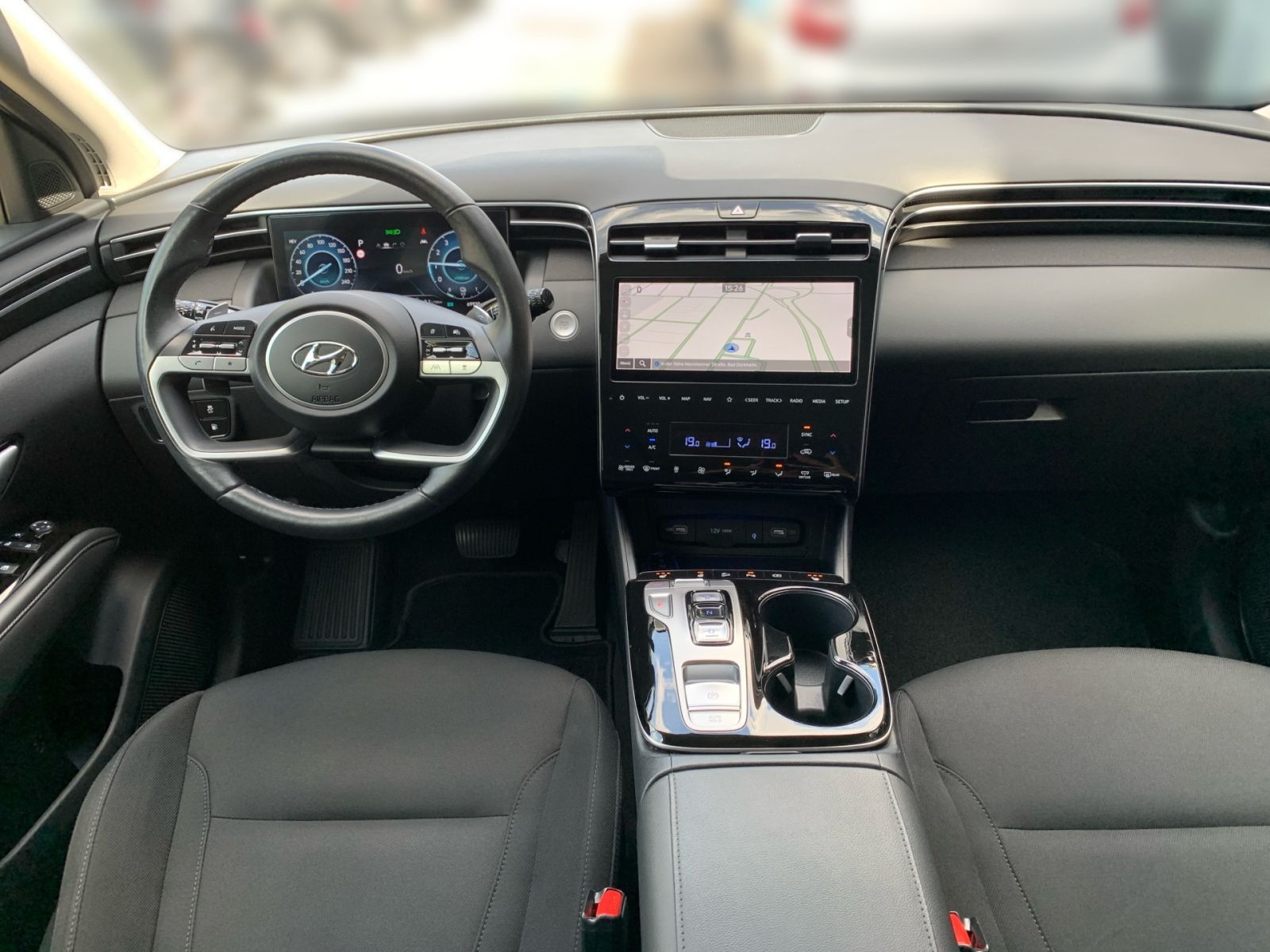 Fahrzeugabbildung Hyundai TUCSON 1.6 T-GDI Trend Plug-In Hybrid 4WD el.HK
