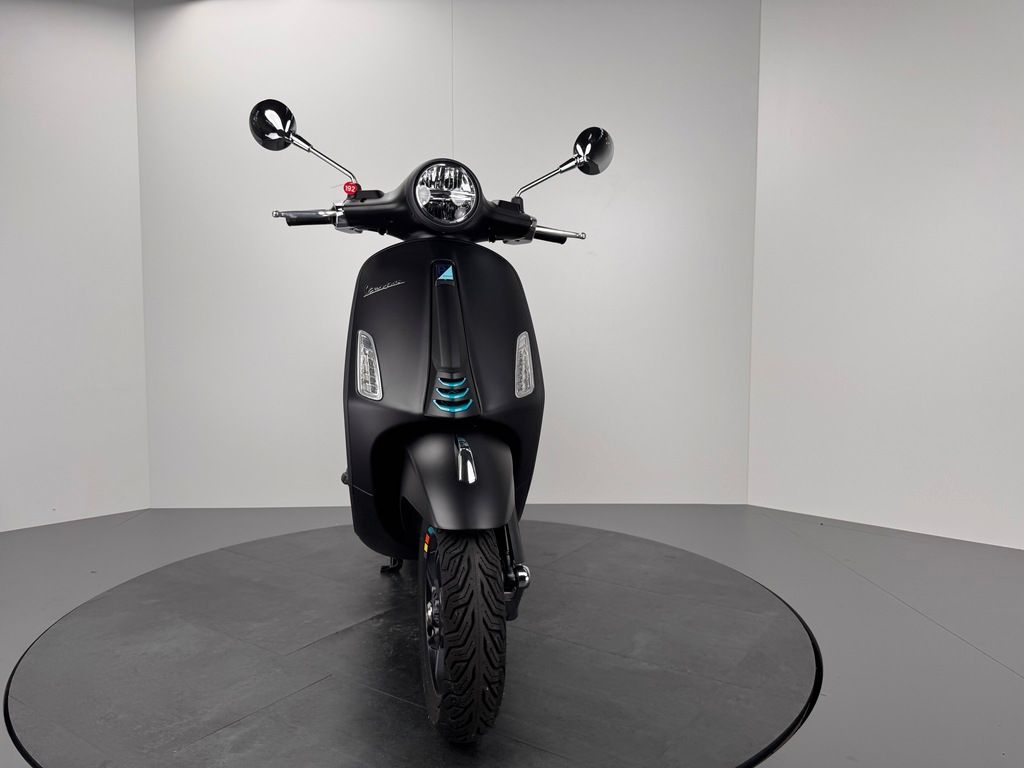 Fahrzeugabbildung Vespa PRIMAVERA 125 SPORT E5+ *NEUFAHRZEUG