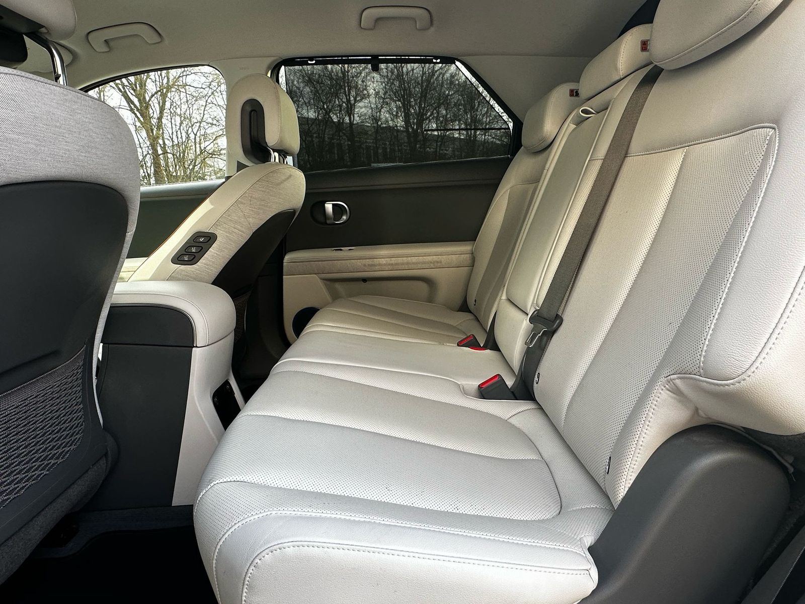 Fahrzeugabbildung Hyundai Ioniq 5 Uniq 4WD MEMO+LED+HEAD+SHZ+BOSE+ACC+360°