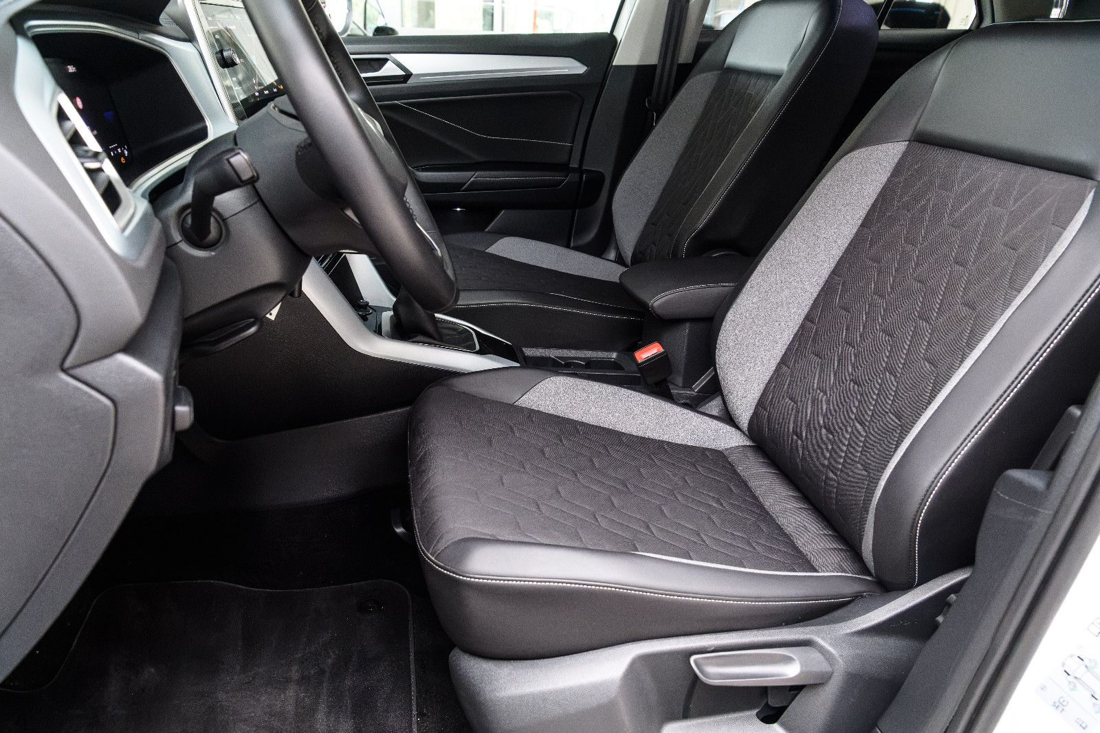 Volkswagen T-Roc - Bild 22