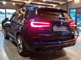 BMW X5 M50i xDrive Shadow Line*LASER*PANO*H&K*360° - blaue BMW X5 M50