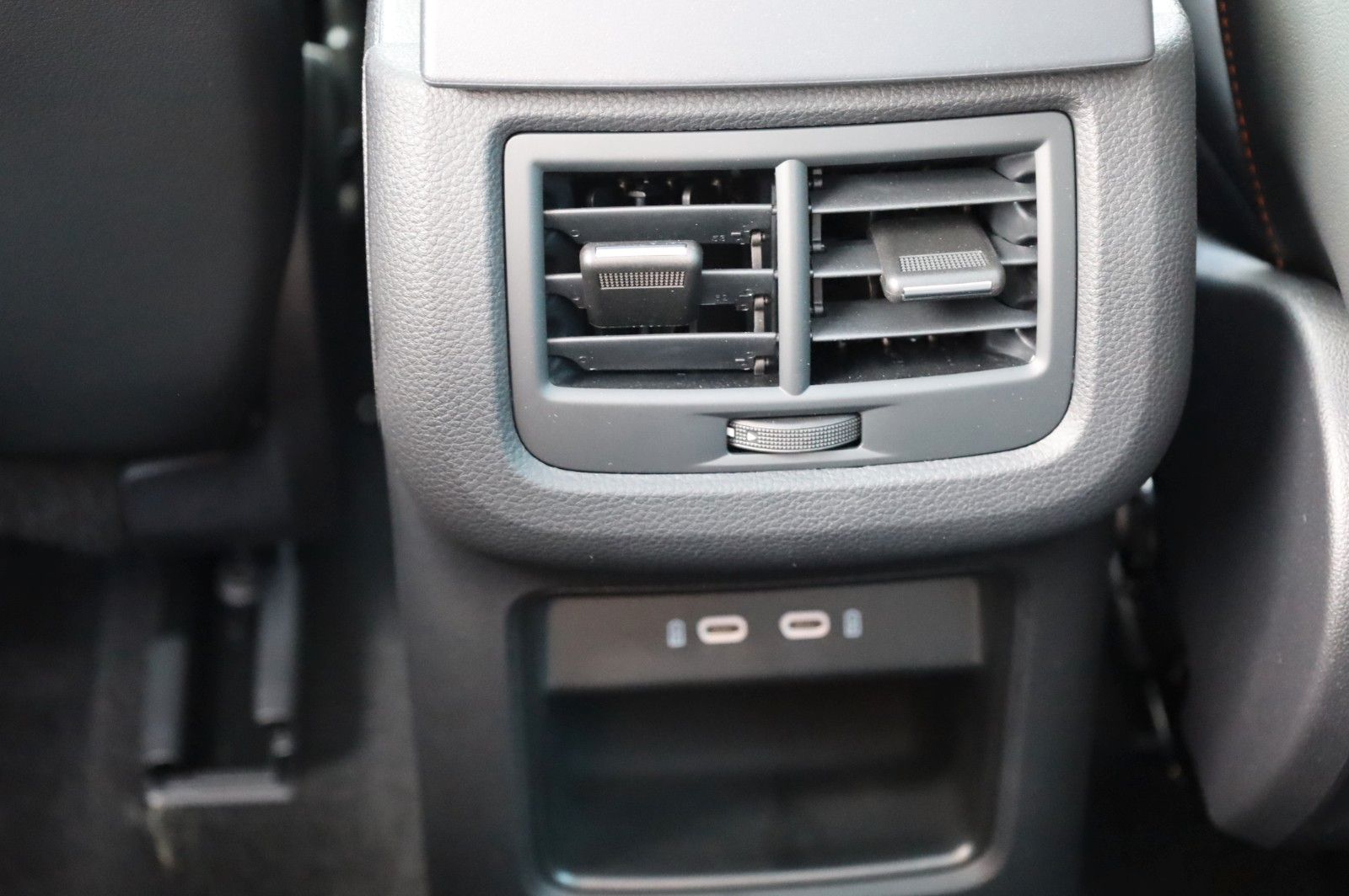 Fahrzeugabbildung SEAT Ateca FR 1.5TSI DSG *PANORAMADACH