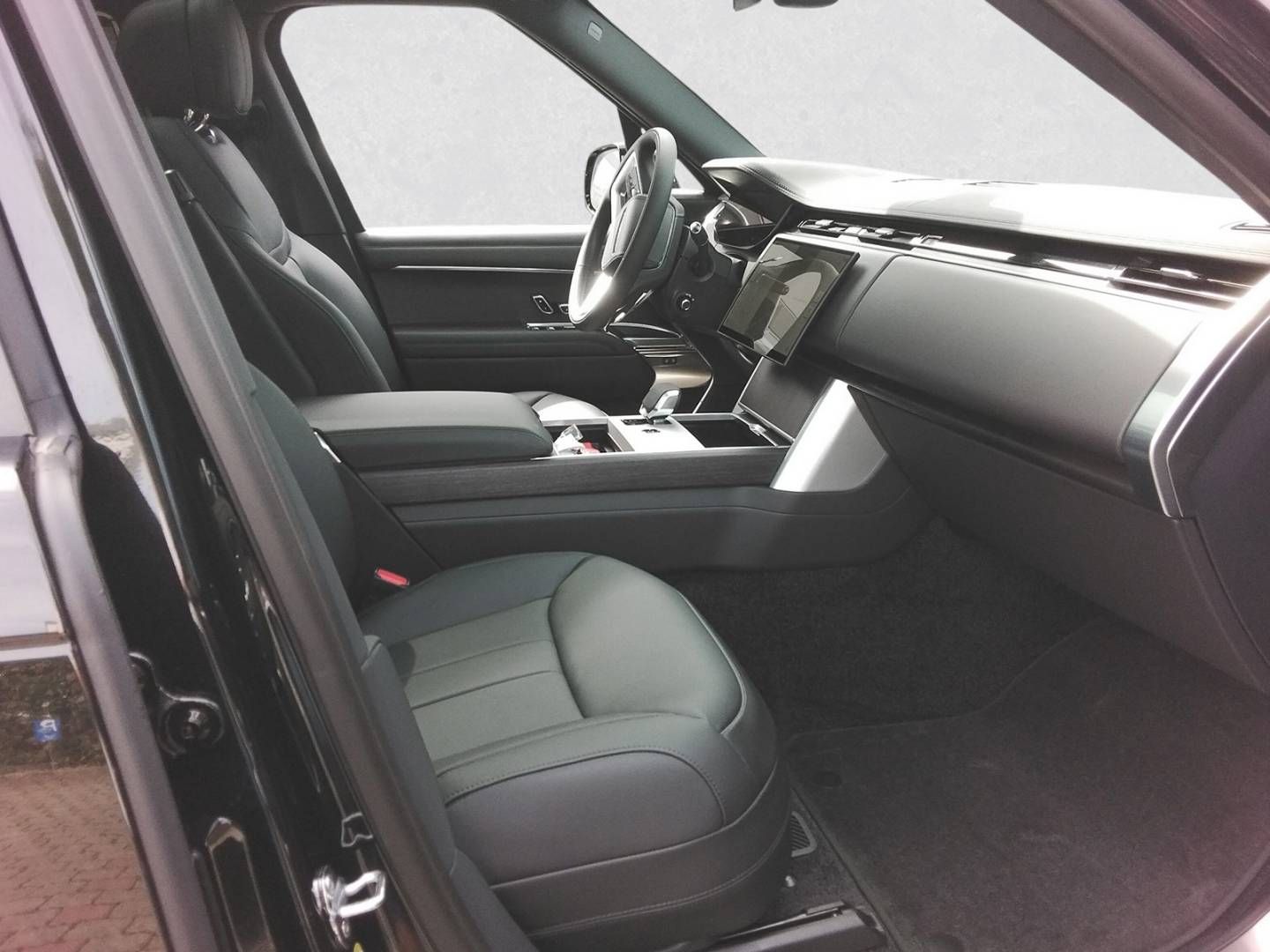 Fahrzeugabbildung Land Rover Range Rover SWB D300 HSE