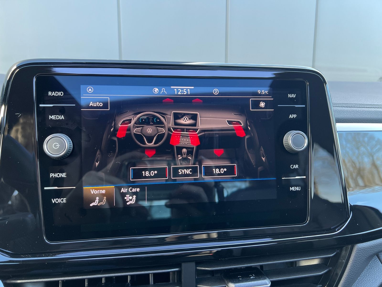 Fahrzeugabbildung Volkswagen T-Roc R-Line 1.5 TSI DSG *Black Style, AHK, Pano