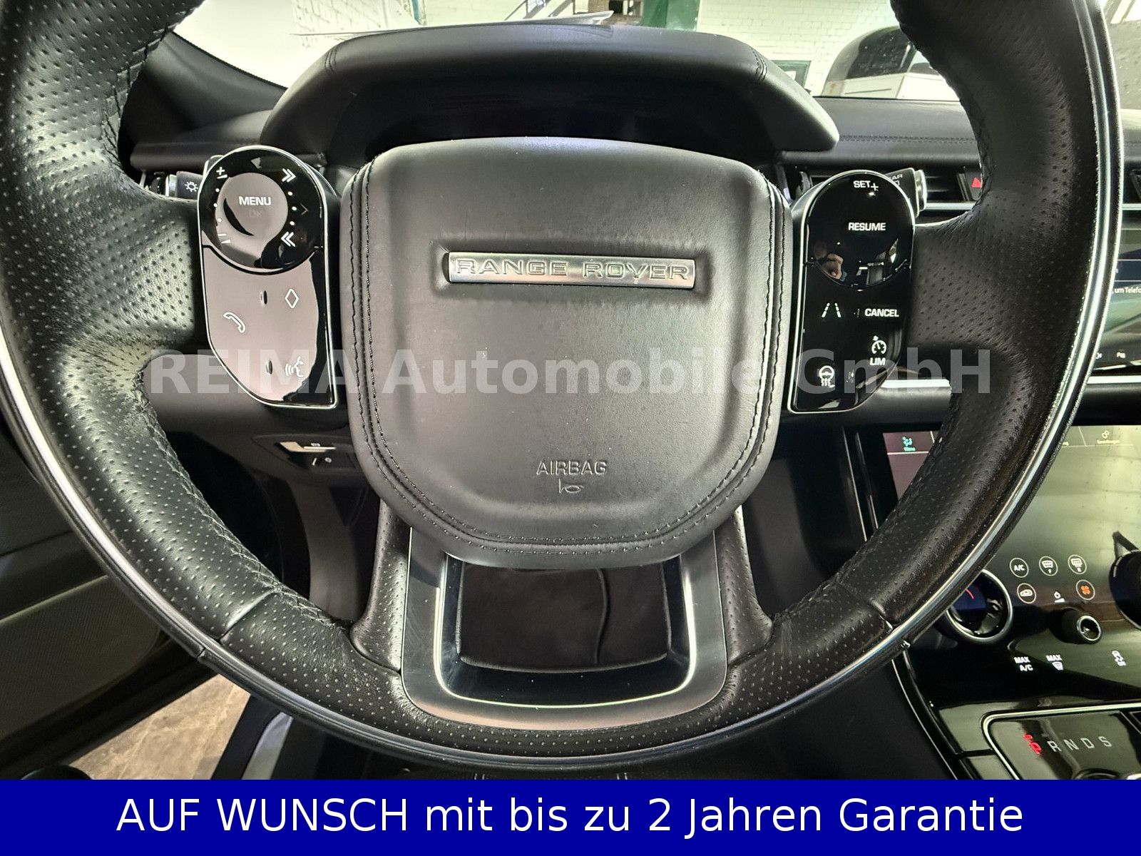 Fahrzeugabbildung Land Rover Range Rover Velar  2,0T  R-Dynamic SE, Pano, LED