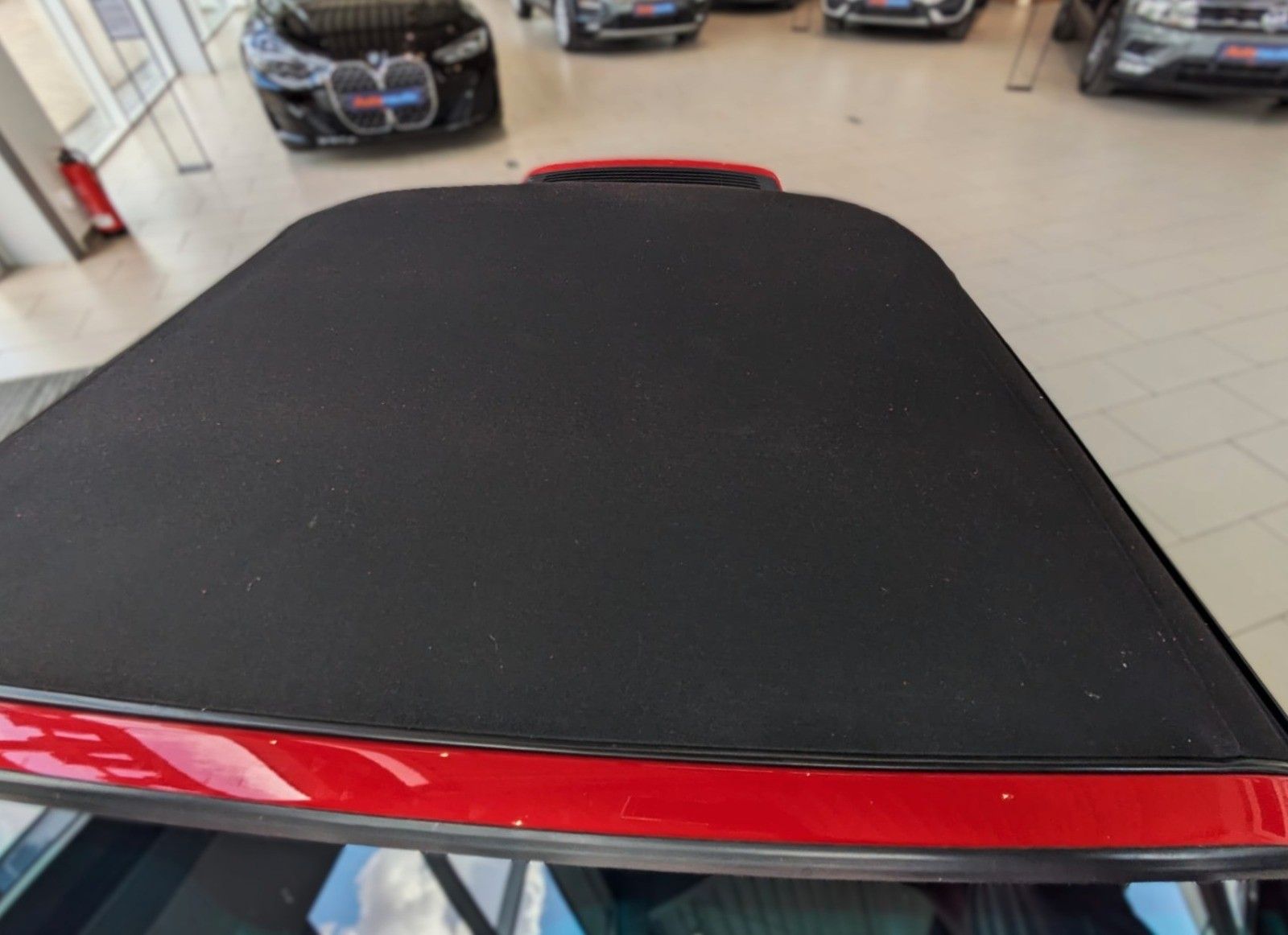 Fahrzeugabbildung Porsche 993 CARRERA CABIO KLIMA LITRONIC 17''CUP*DEUTSCH
