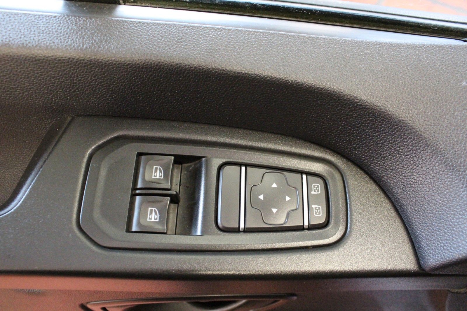 Fahrzeugabbildung Renault Trafic Kasten L1H1 3,0t Komfort *AHK*