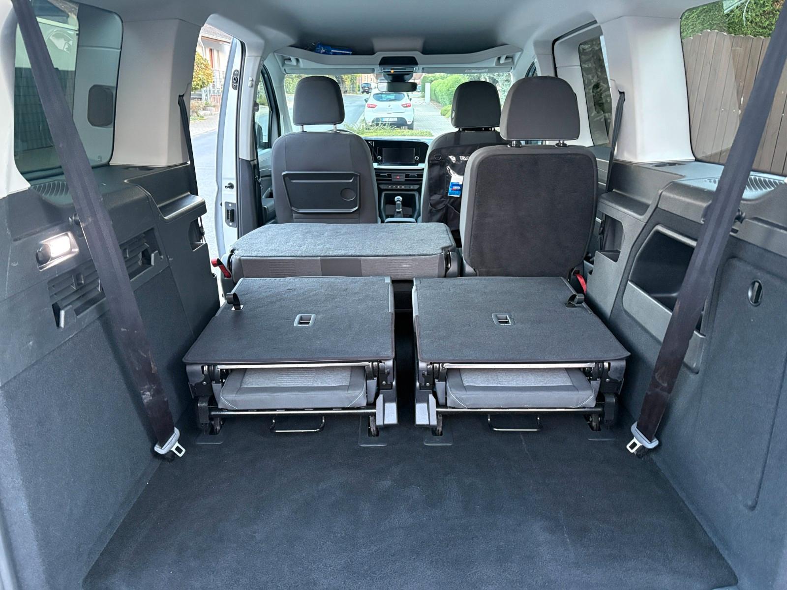 Ford Grand Tourneo 2.0 EcoBlue 90kW Active  7 Sitzer